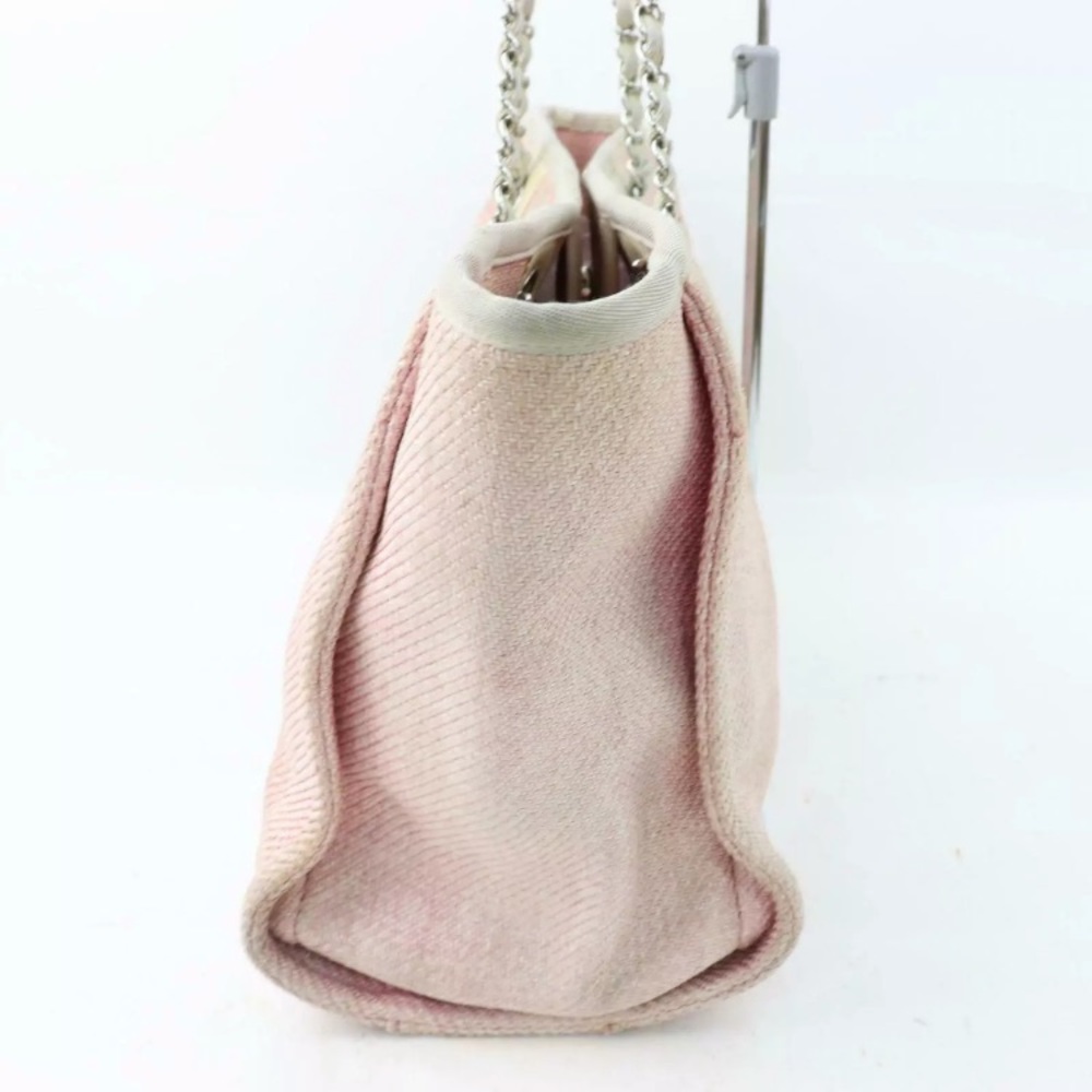 Chanel pink Deauville bag - Picture 3 of 8